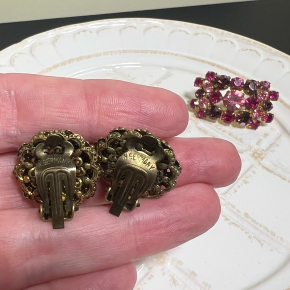 Vintage Pink Rhinestone Brooch & Clip-On Earrings Set - Picture 4 of 5